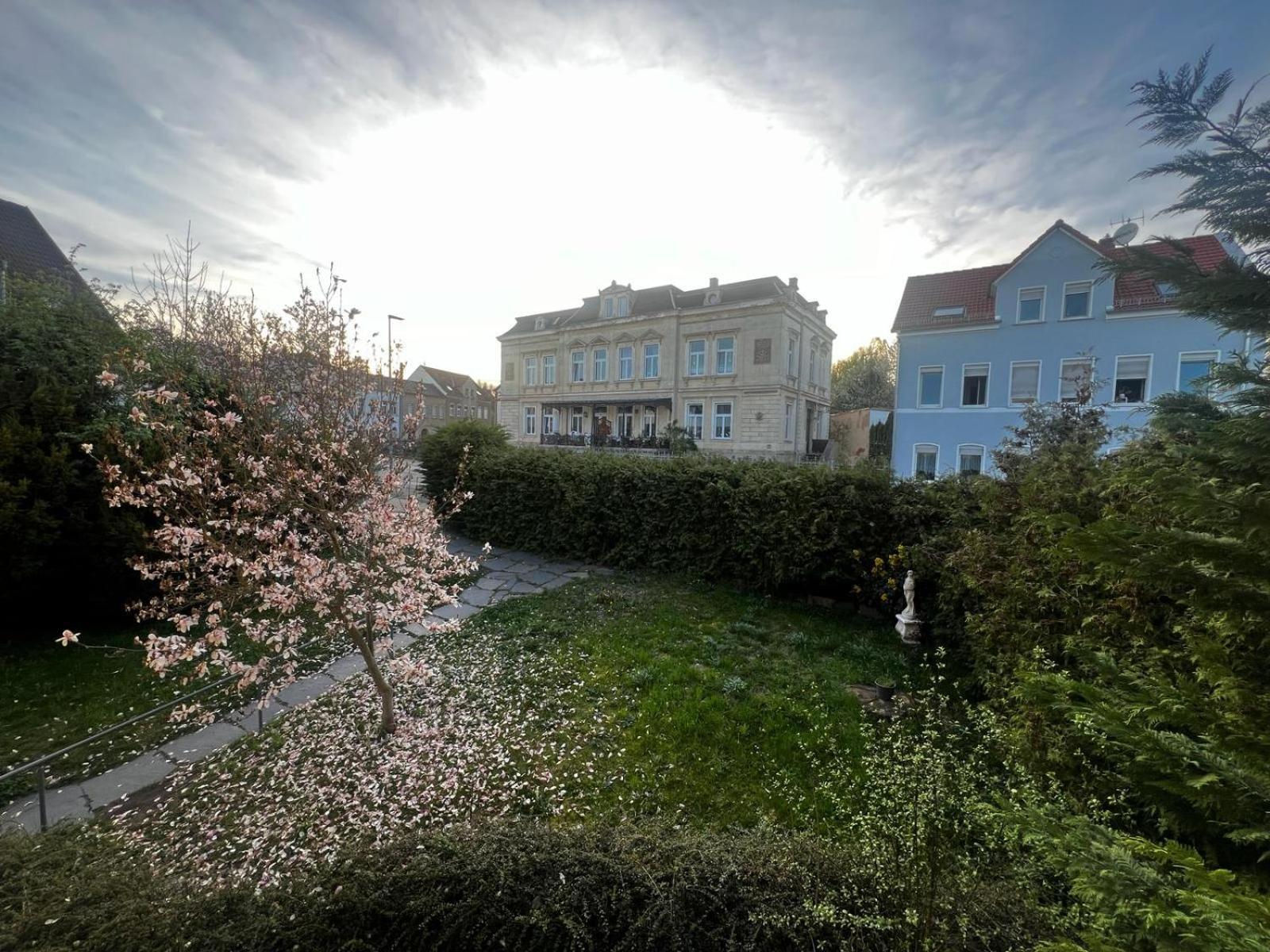 105 Quadratmeter Apartment, Parkplatz, Kinderfreundlich, 6 Personen, Wifi, Vollausgestattete Kueche, Crimmitschau Exterior photo